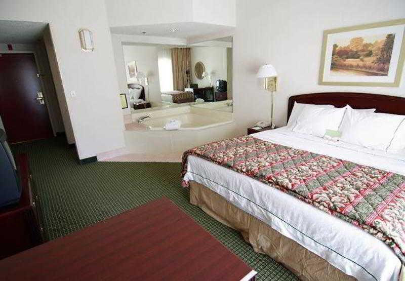 คอร์ตยาร์ด ทัลซ่า เซนทรัล Hotel ทัลซา ภายนอก รูปภาพ
